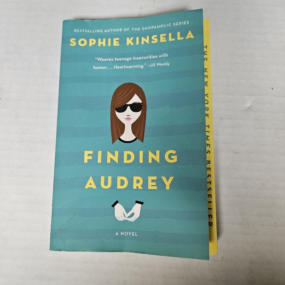 Sophie‎ Kinsella 'Finding Audrey' Novel